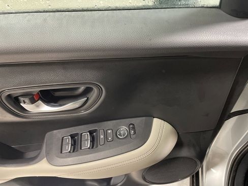 New 2026 Honda HR-V EX-L image 21