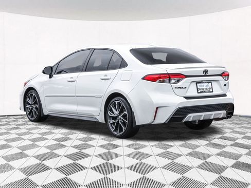 Used 2022 Toyota Corolla SE image 12