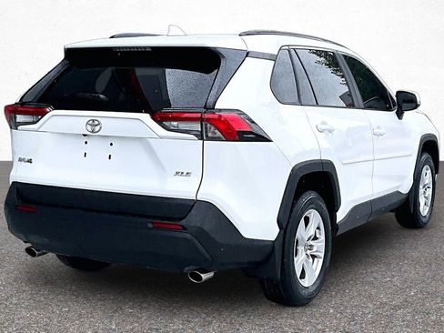 Certified 2021 Toyota RAV4 XLE FWD image 8