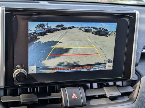 Used 2024 Toyota RAV4 XLE w/ Convenience Package FWD image 16