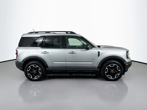 Used 2023 Ford Bronco Sport Outer Banks w/ Tech Package AWD/4WD image 4