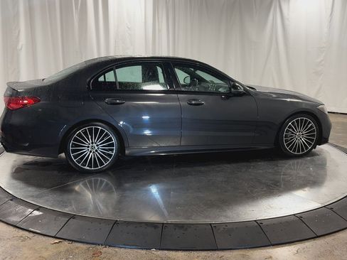 Used 2022 Mercedes-Benz C 300 4MATIC Sedan image 2