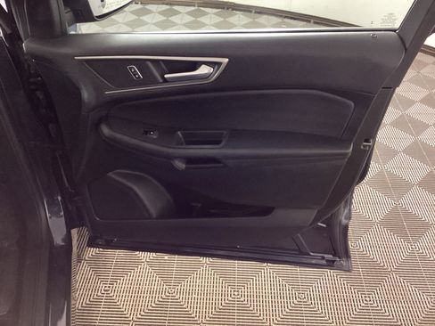 Used 2023 Ford Edge SEL w/ Convenience Package image 10