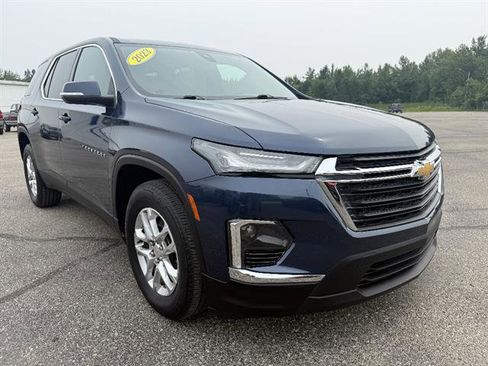 Used 2023 Chevrolet Traverse LS w/ Safety Package AWD/4WD image 9