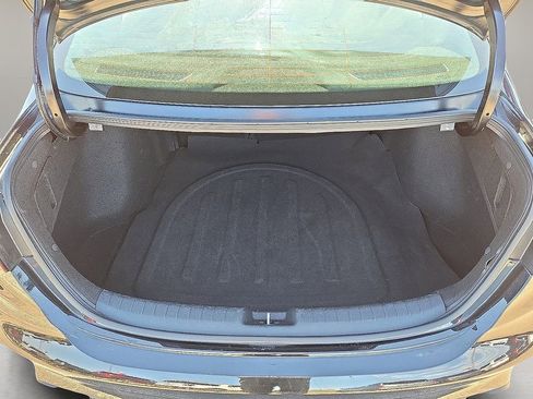 Used 2024 Kia Forte LXS image 14