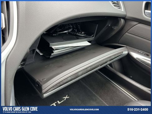 Used 2019 Acura TLX image 32