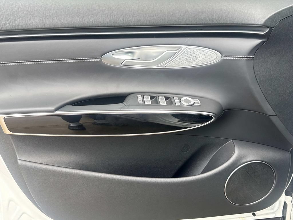 New 2026 Genesis GV70 2.5T AWD/4WD image 21
