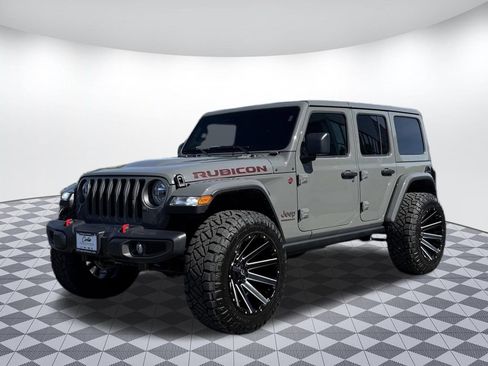 Used 2023 Jeep Wrangler Unlimited Rubicon w/ Cold Weather Group AWD/4WD image 3