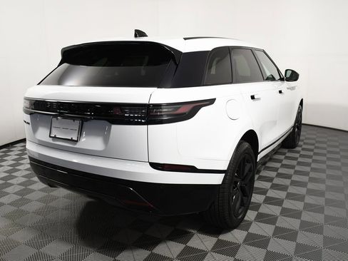 Used 2025 Land Rover Range Rover Velar Dynamic SE image 6