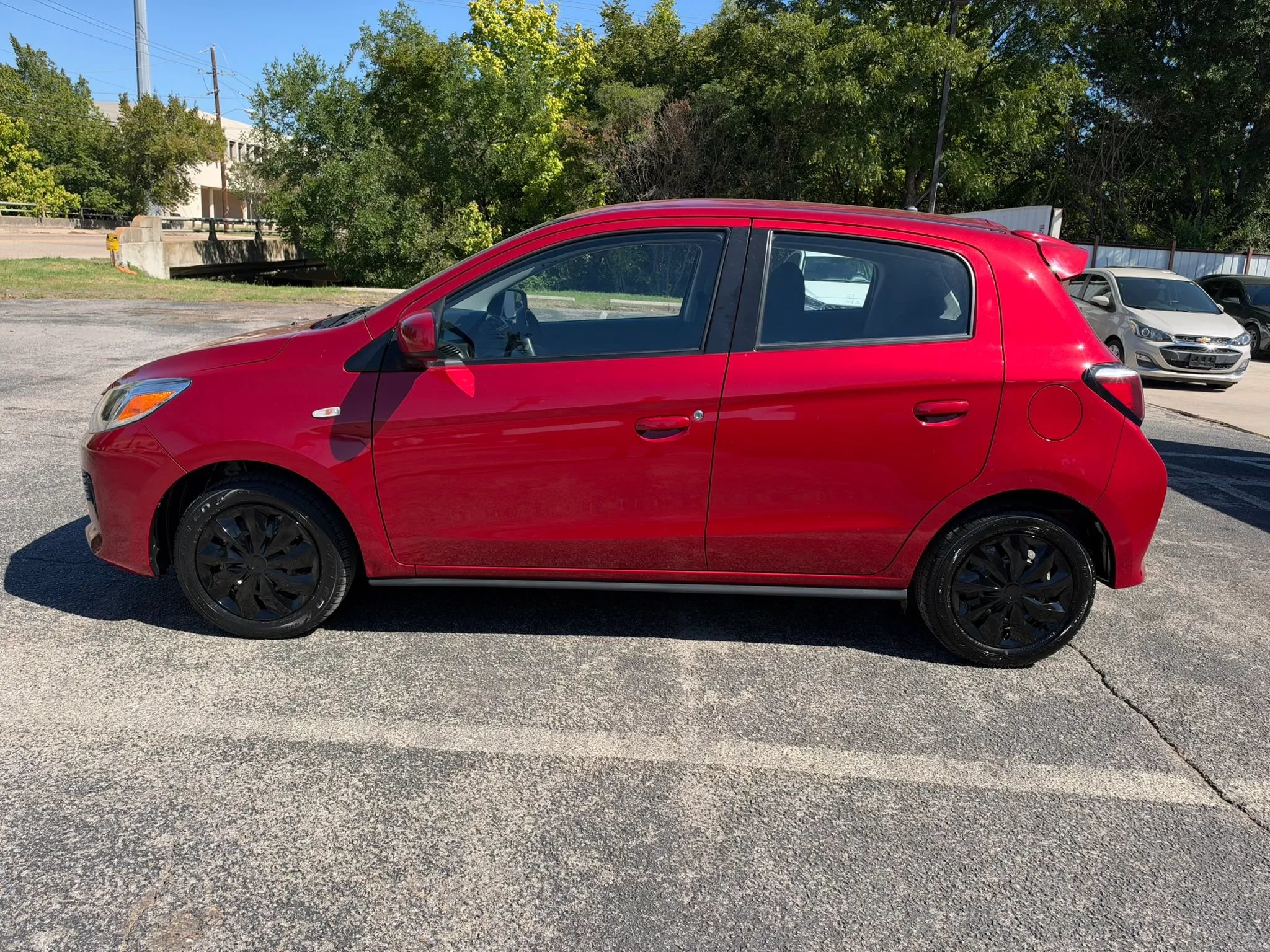 Used 2024 Mitsubishi Mirage ES FWD image 2
