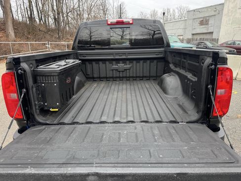 Used 2018 Chevrolet Colorado Z71 image 13