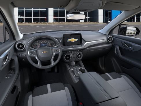 New 2025 Chevrolet Blazer LT w/ Convenience Package image 15