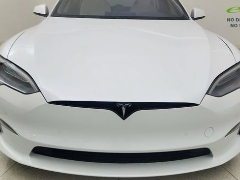 Used 2022 Tesla Model S AWD/4WD image 8