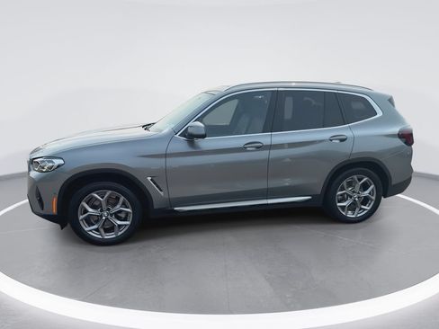 Used 2023 BMW X3 xDrive30i w/ Premium Package AWD/4WD image 5