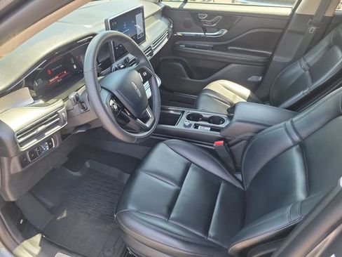 Used 2025 Lincoln Corsair FWD image 21