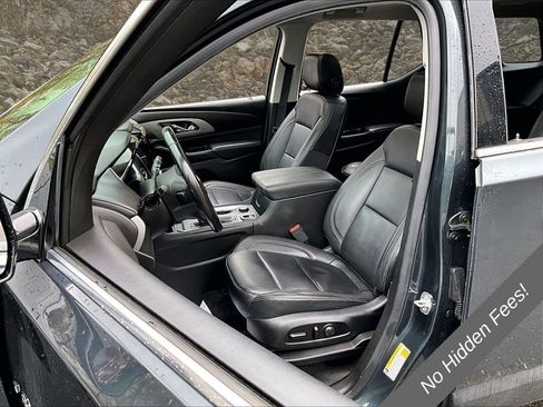 Used 2019 Chevrolet Traverse LT w/ LT Premium Package AWD/4WD image 23
