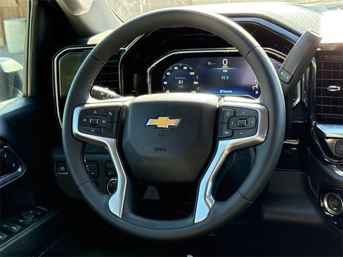Used 2024 Chevrolet Silverado 2500 LT image 15