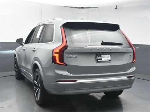 Used 2025 Volvo XC90 B6 Core w/ Protection Package image 5