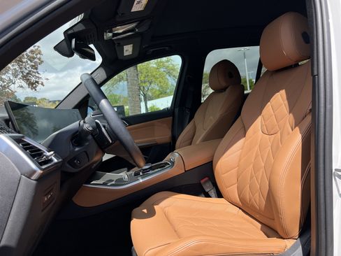 Certified 2024 BMW X5 xDrive40i w/ Premium Package image 16