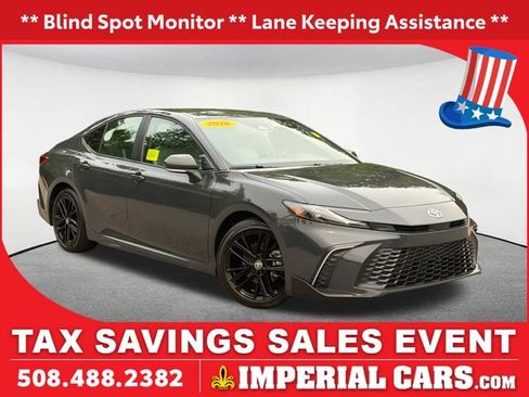 Used 2026 Toyota Camry SE w/ Convenience Package FWD image 1