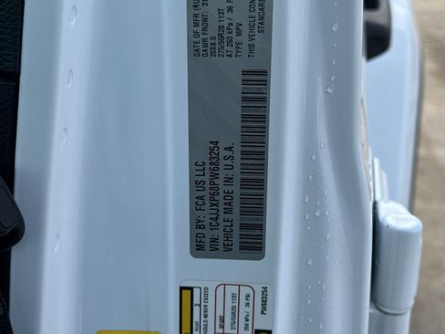 Used 2023 Jeep Wrangler Sahara image 30