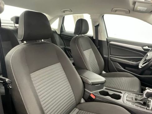 Used 2025 Volkswagen Jetta S FWD image 11
