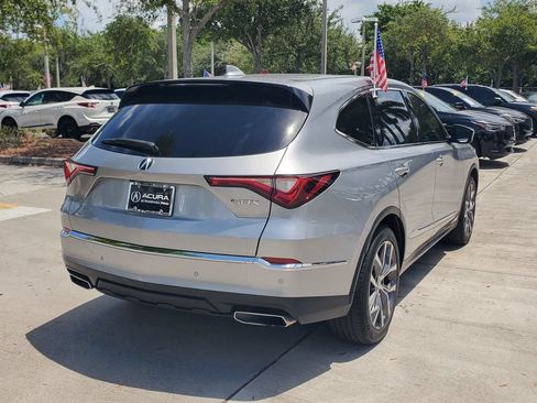 Used 2024 Acura MDX FWD w/ Technology Package image 7