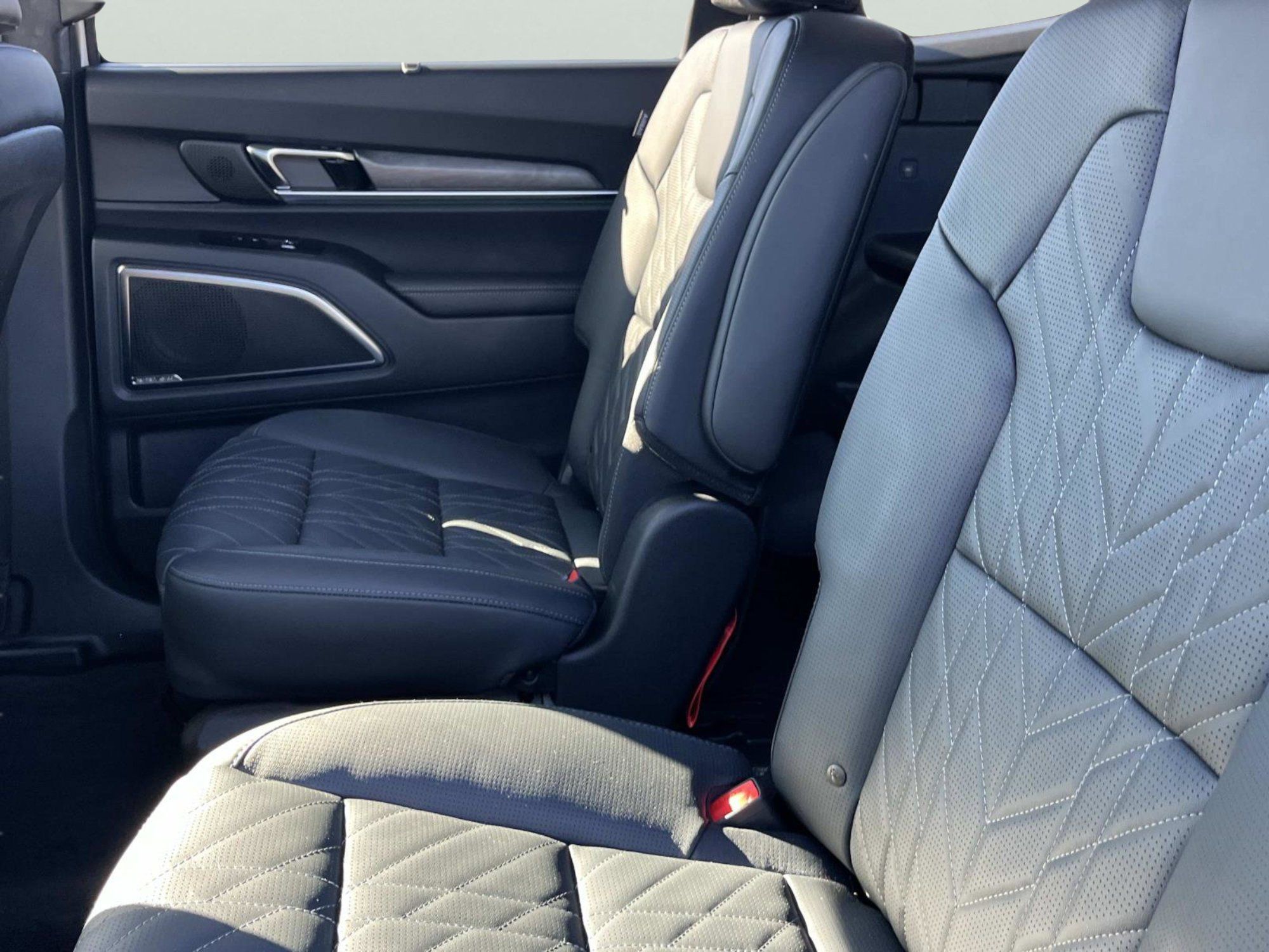 New 2025 Kia Telluride SX Prestige X-Line AWD/4WD image 18
