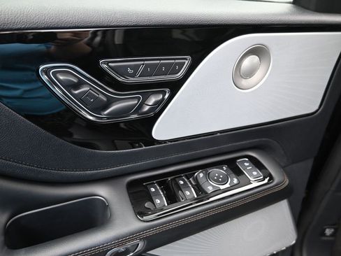 New 2025 Lincoln Aviator Reserve w/ Equipment Group 201A image 12