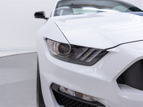 Used 2017 Ford Mustang Shelby GT350R w/ GT350R Equipment Group 920A RWD image 25