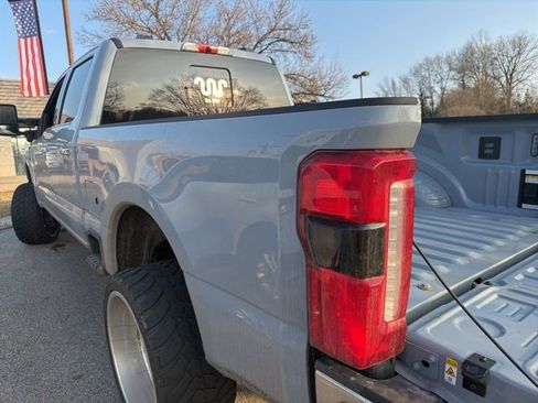 Used 2024 Ford F250 King Ranch w/ Chrome Package image 23