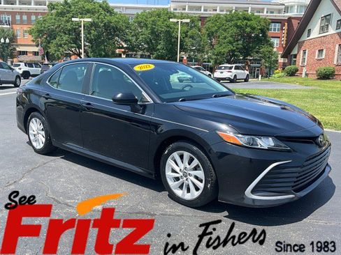 Used 2022 Toyota Camry LE FWD image 1