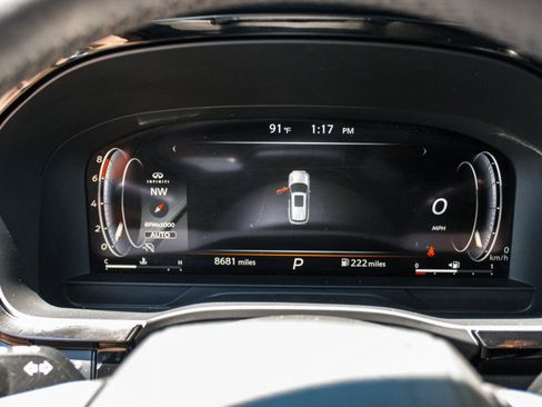 Used 2025 INFINITI QX60 Luxe AWD/4WD image 16