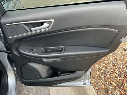 Used 2024 Ford Edge SEL image 23