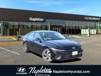 Used 2025 Hyundai Elantra Limited