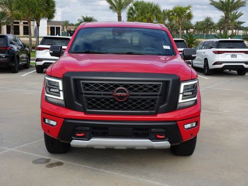 Used 2023 Nissan Titan PRO-4X w/ Pro-4x Convenience Package image 2