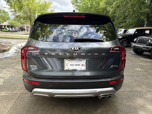 Used 2021 Kia Telluride S AWD/4WD image 6