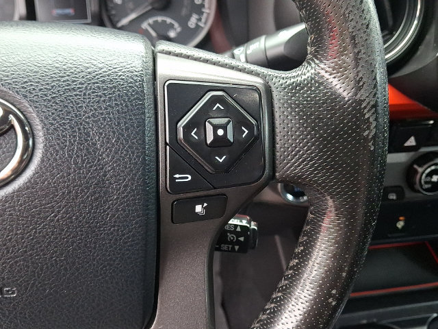 Used 2016 Toyota Tacoma TRD Off-Road w/ Exterior Package AWD/4WD image 23