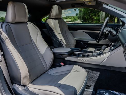 Used 2015 Lexus RC 350 w/ Luxury Package RWD image 30