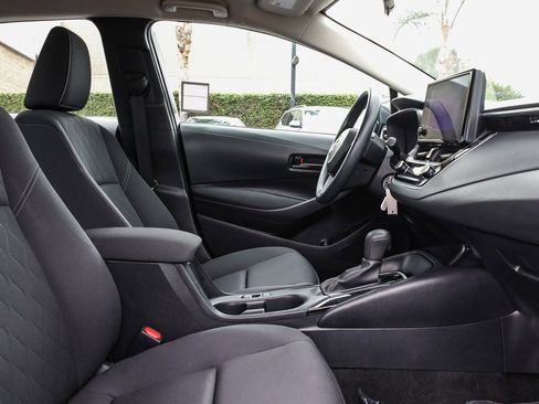 Used 2024 Toyota Corolla LE image 16