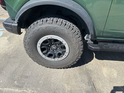 Used 2023 Ford Bronco Outer Banks image 20