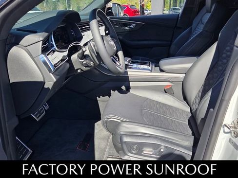 Used 2024 Audi RS Q8 4.0T image 6