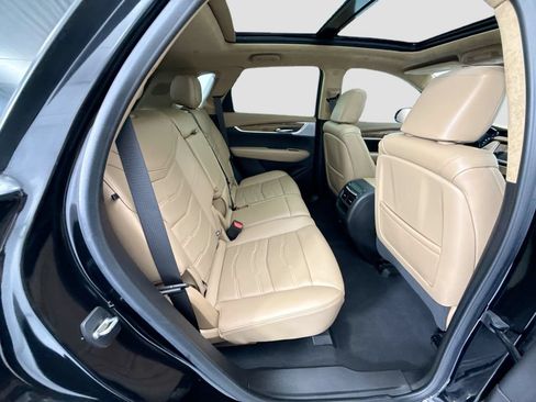 Used 2024 Cadillac XT5 Premium Luxury w/ Platinum Package FWD image 20