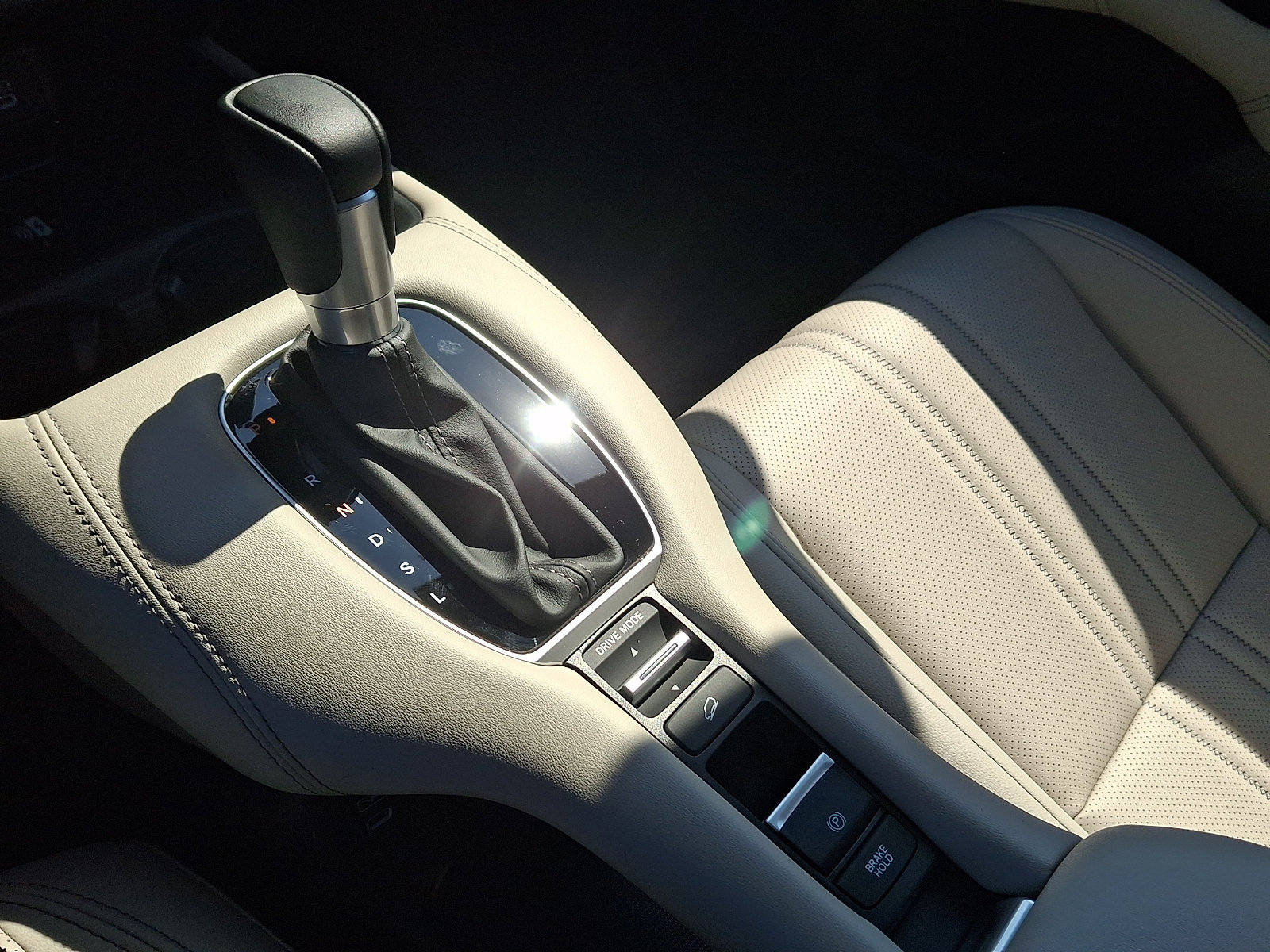 New 2027 Honda HR-V EX-L image 7
