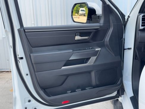 Used 2025 Toyota Sequoia SR5 image 43