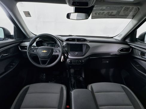 Used 2022 Chevrolet TrailBlazer LS AWD/4WD image 24