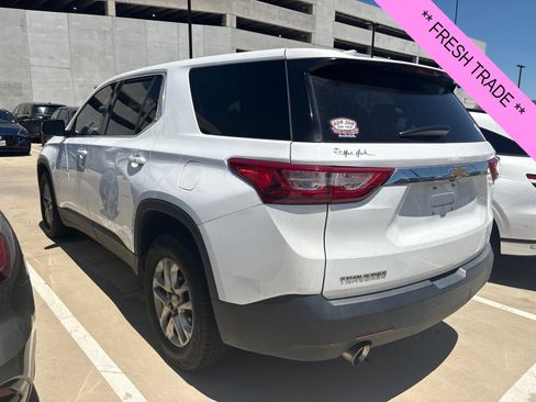 Used 2018 Chevrolet Traverse LS FWD image 6