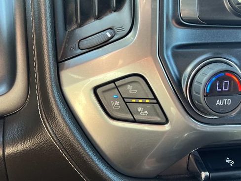 Used 2016 Chevrolet Silverado 1500 LTZ w/ Sport Package AWD/4WD image 26