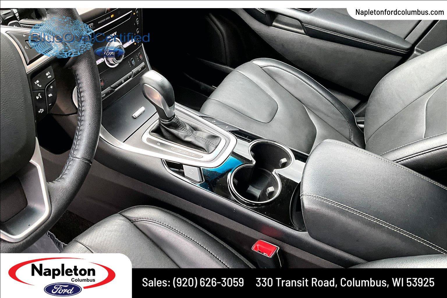 Used 2018 Ford Edge Titanium w/ Equipment Group 302A FWD image 16