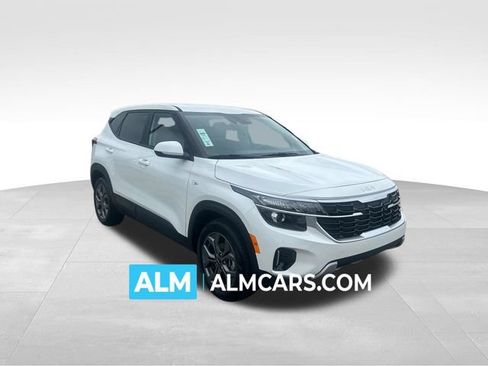 Used 2026 Kia Seltos LX FWD image 1